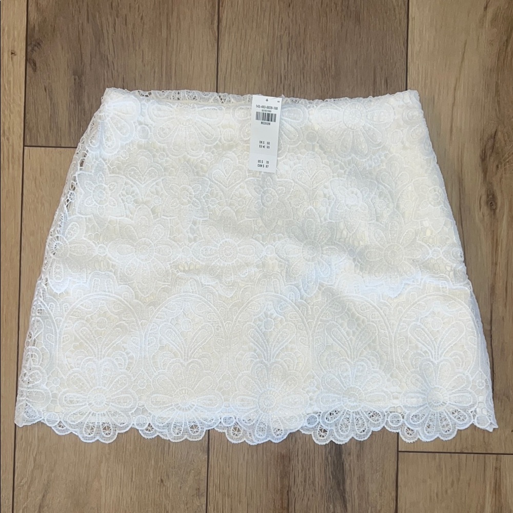 White Lace mini Skort